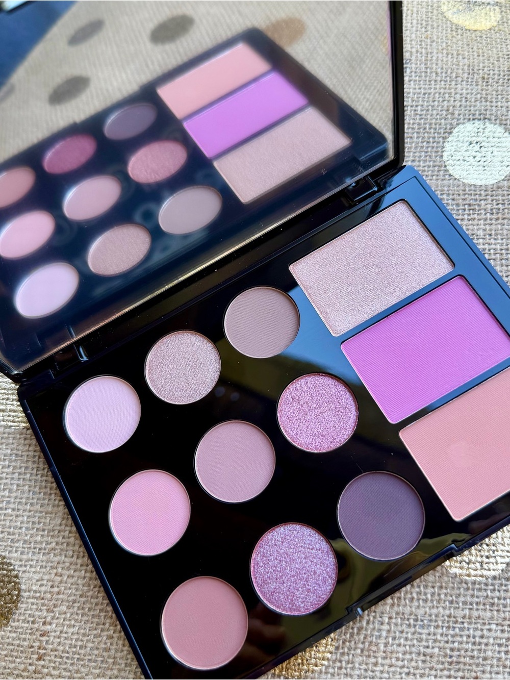 NWT Laura Geller THE WEARABLES - SUPER NEUTRAL - Multi-Finish Eye + Face Palette